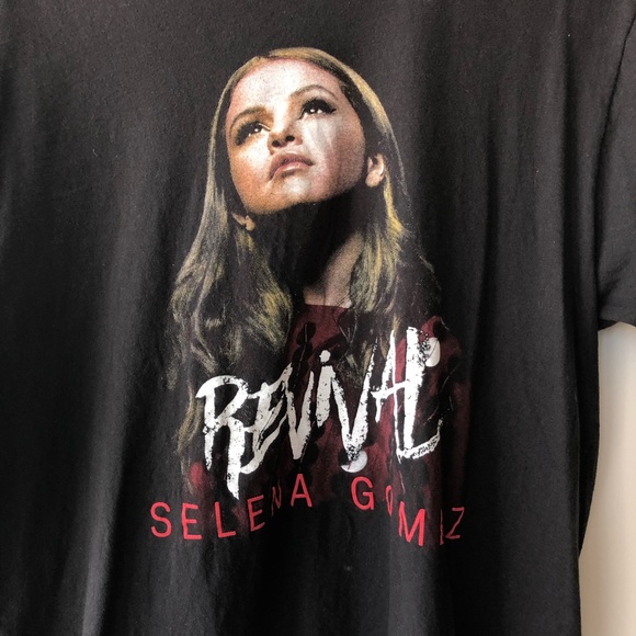 Slena Gomez 2016 Revival Tour Band Tee - Picture 2 of 4